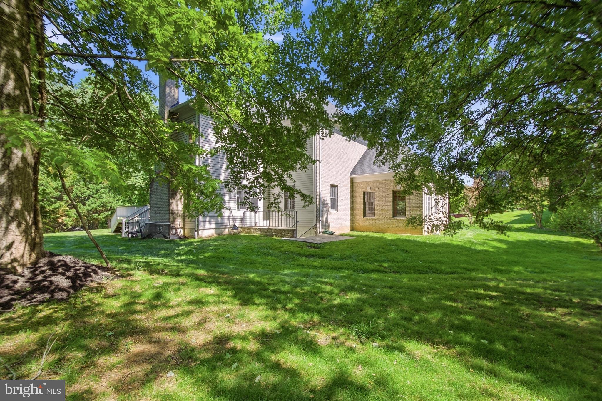 WOLFTRAP ESTATES - Residential