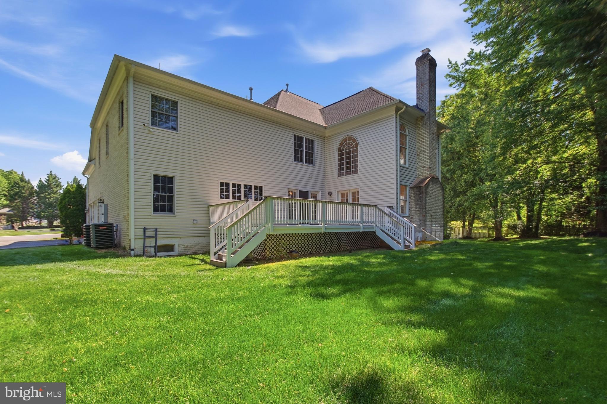 WOLFTRAP ESTATES - Residential