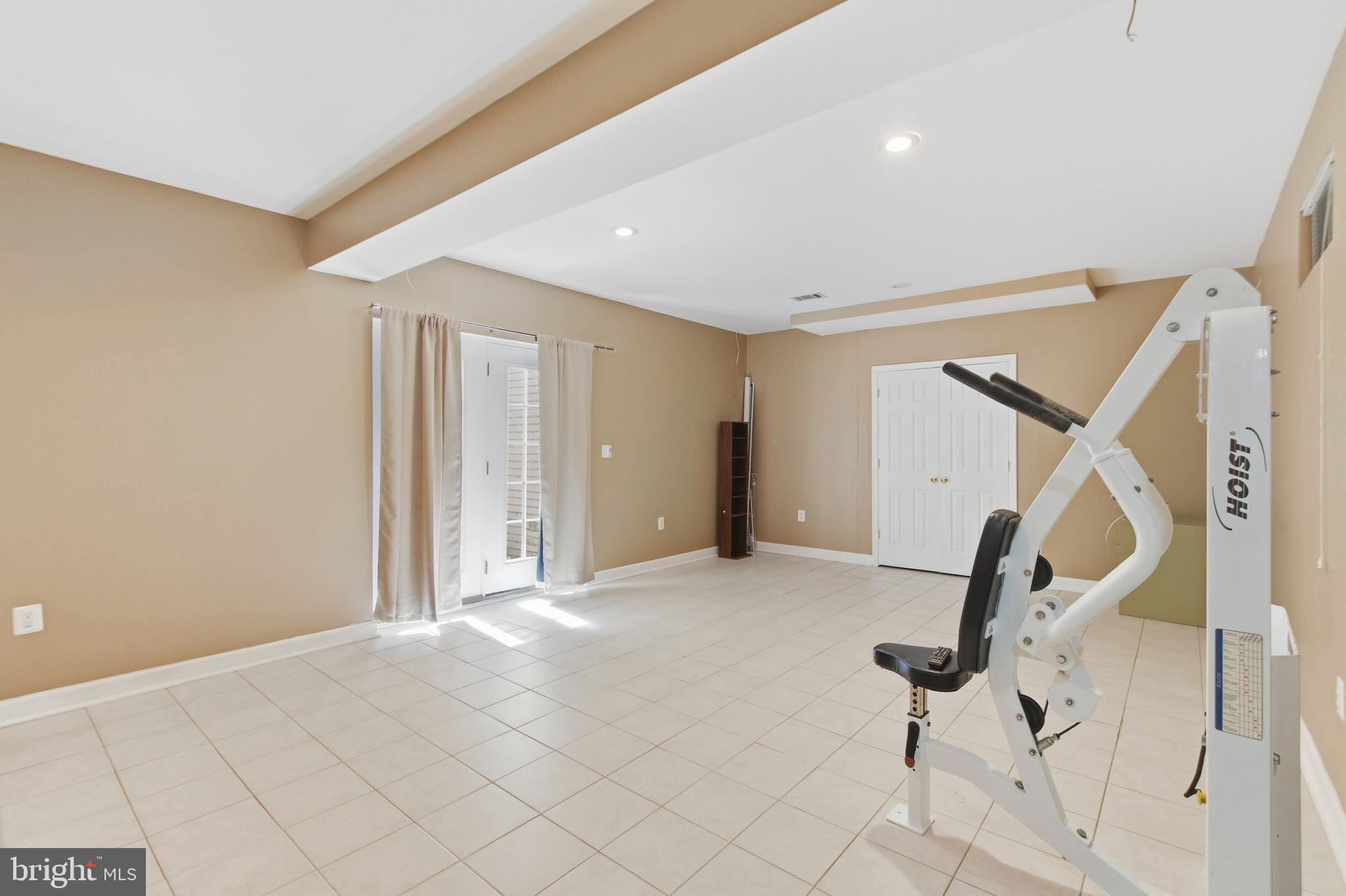 WOLFTRAP ESTATES - Residential