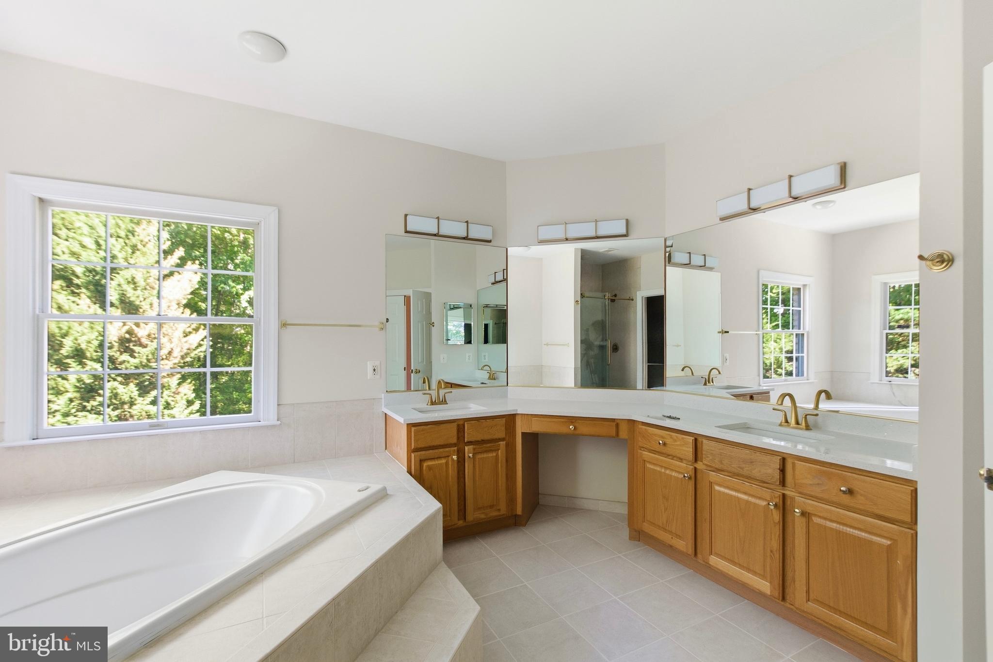 WOLFTRAP ESTATES - Residential