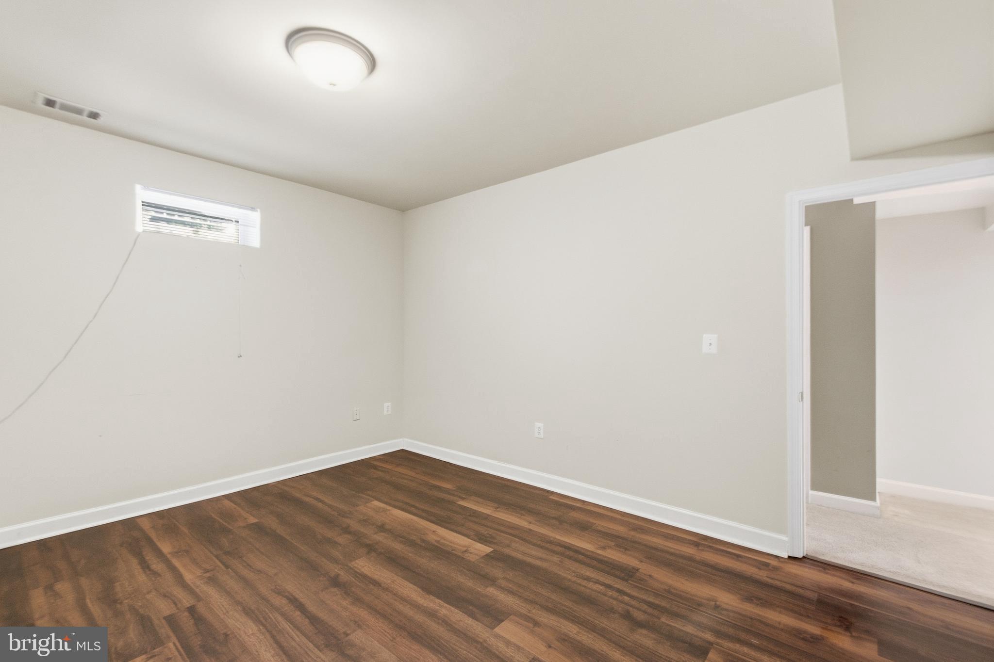 WOLFTRAP ESTATES - Residential