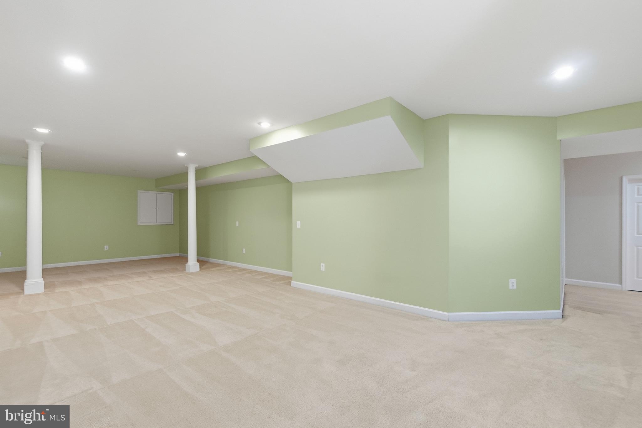 WOLFTRAP ESTATES - Residential