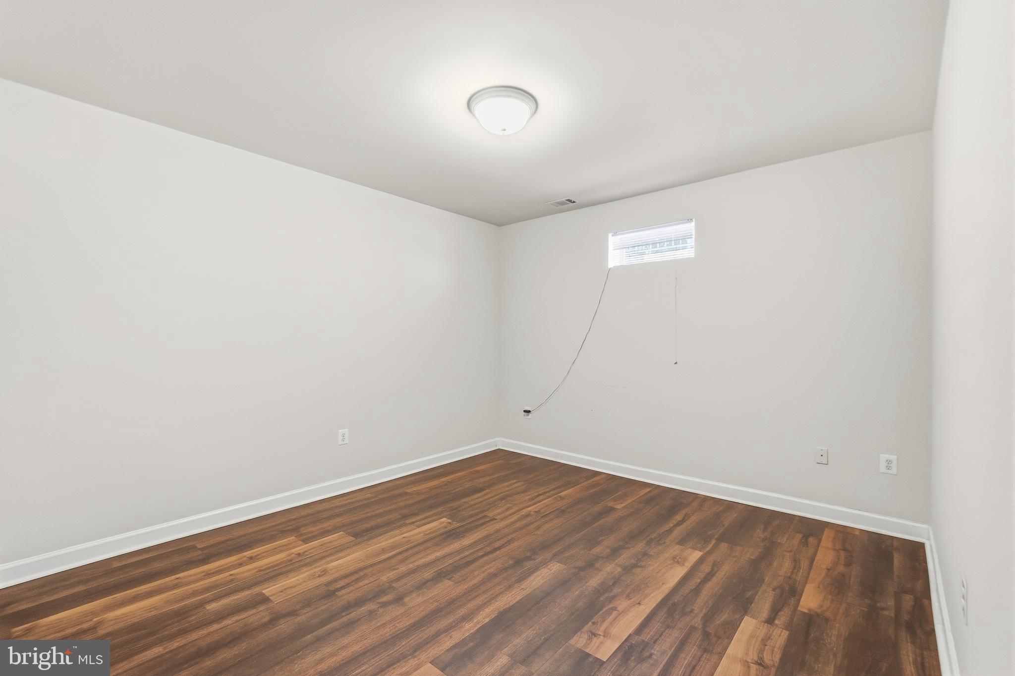 WOLFTRAP ESTATES - Residential