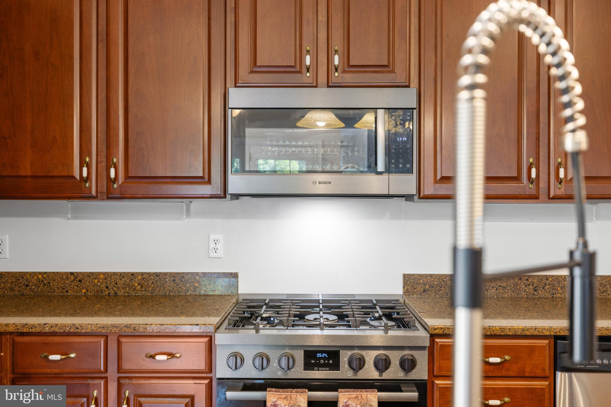 THE VILLAGE AT SMITH CREEK - Residential