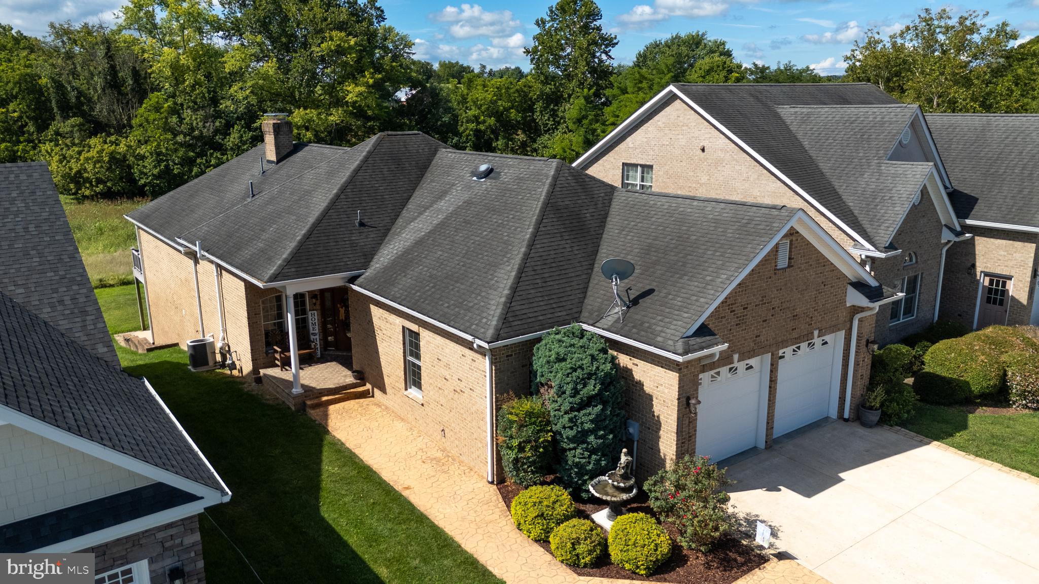 THE VILLAGE AT SMITH CREEK - Residential