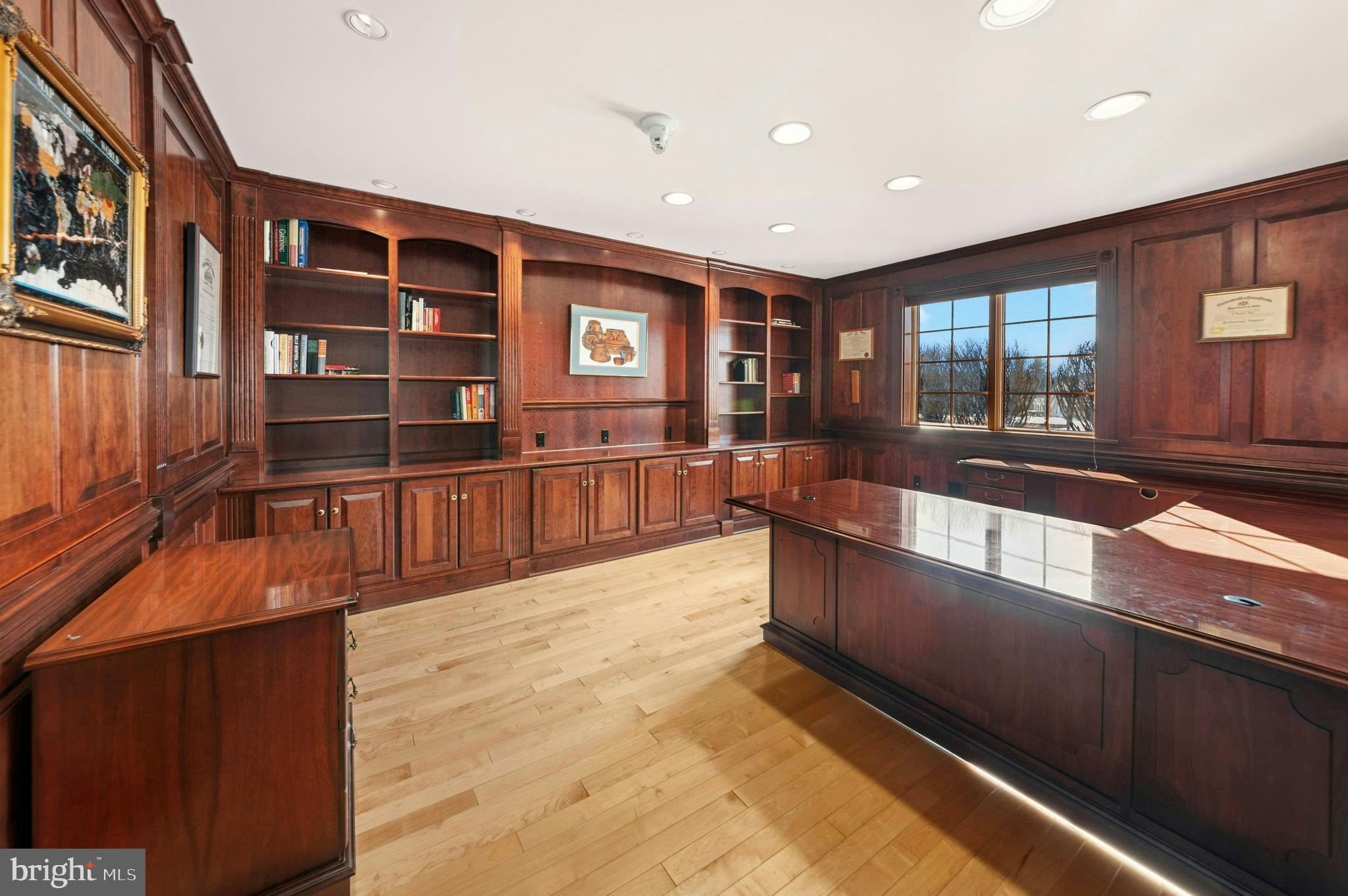 BRODHEAD MANOR - Residential