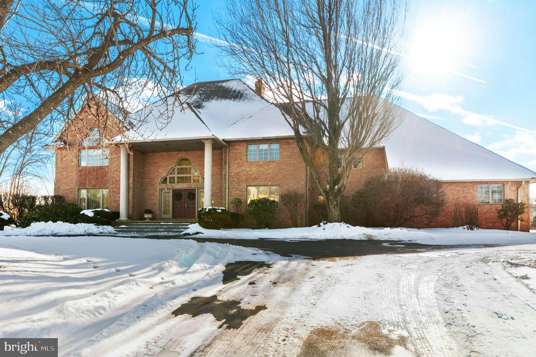 BRODHEAD MANOR - Residential