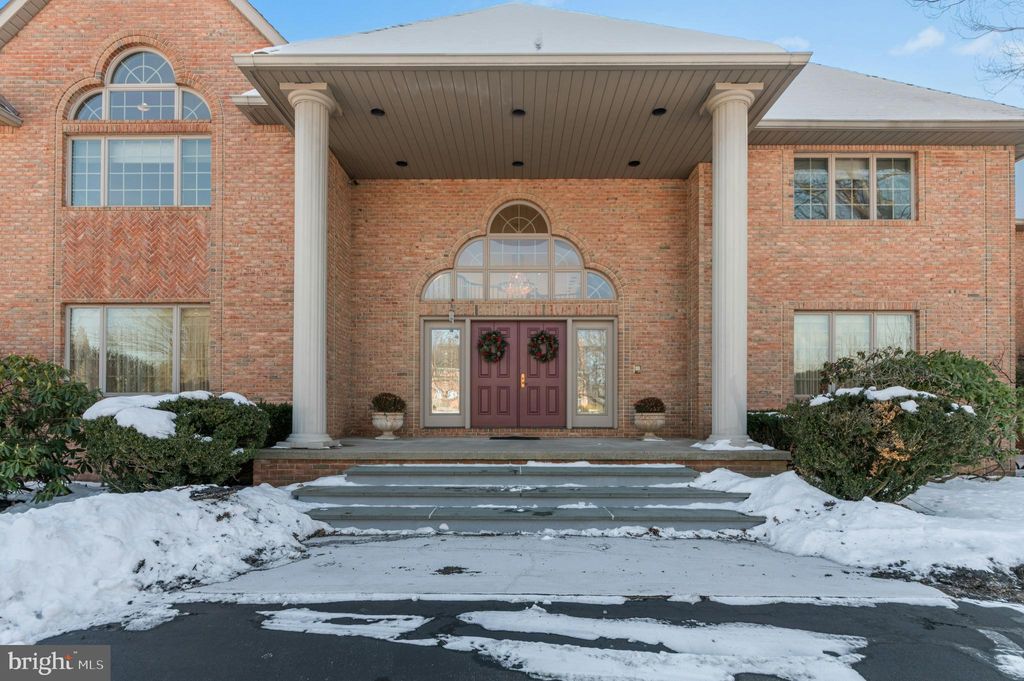 Photo of 3640 Manor Road, BETHLEHEM, PA 18020 (MLS # PANH2009282)