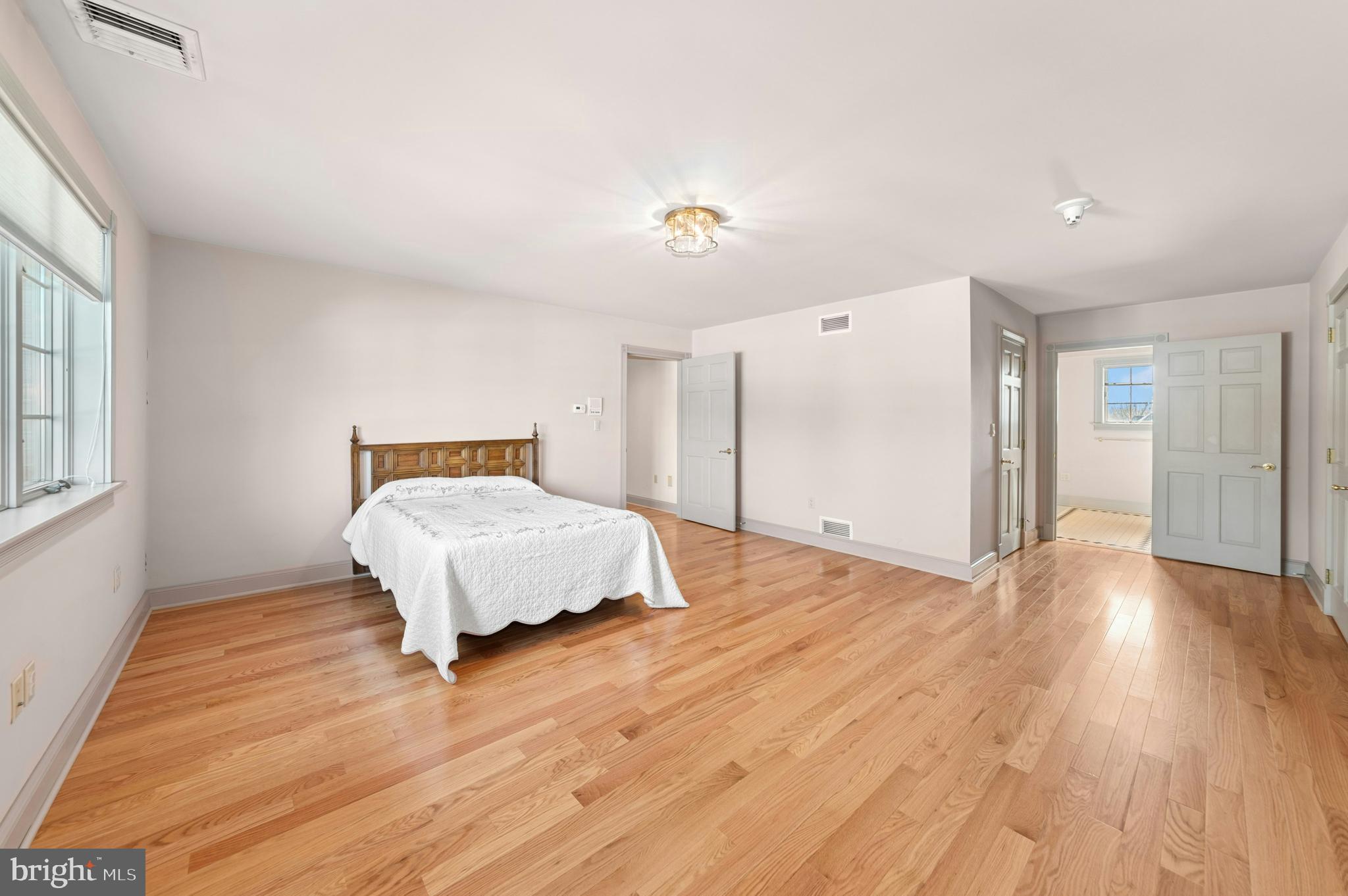 BRODHEAD MANOR - Residential