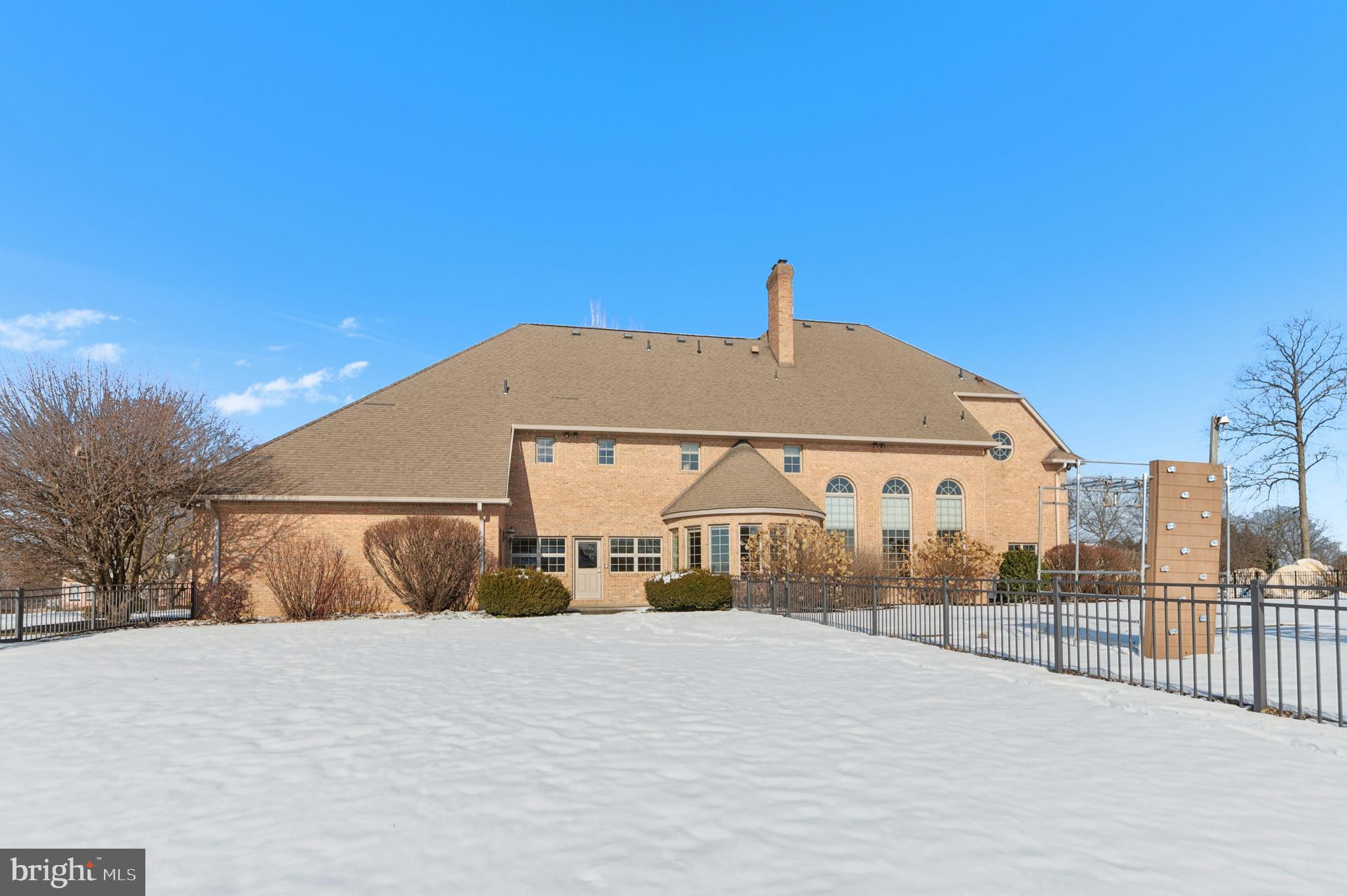 BRODHEAD MANOR - Residential