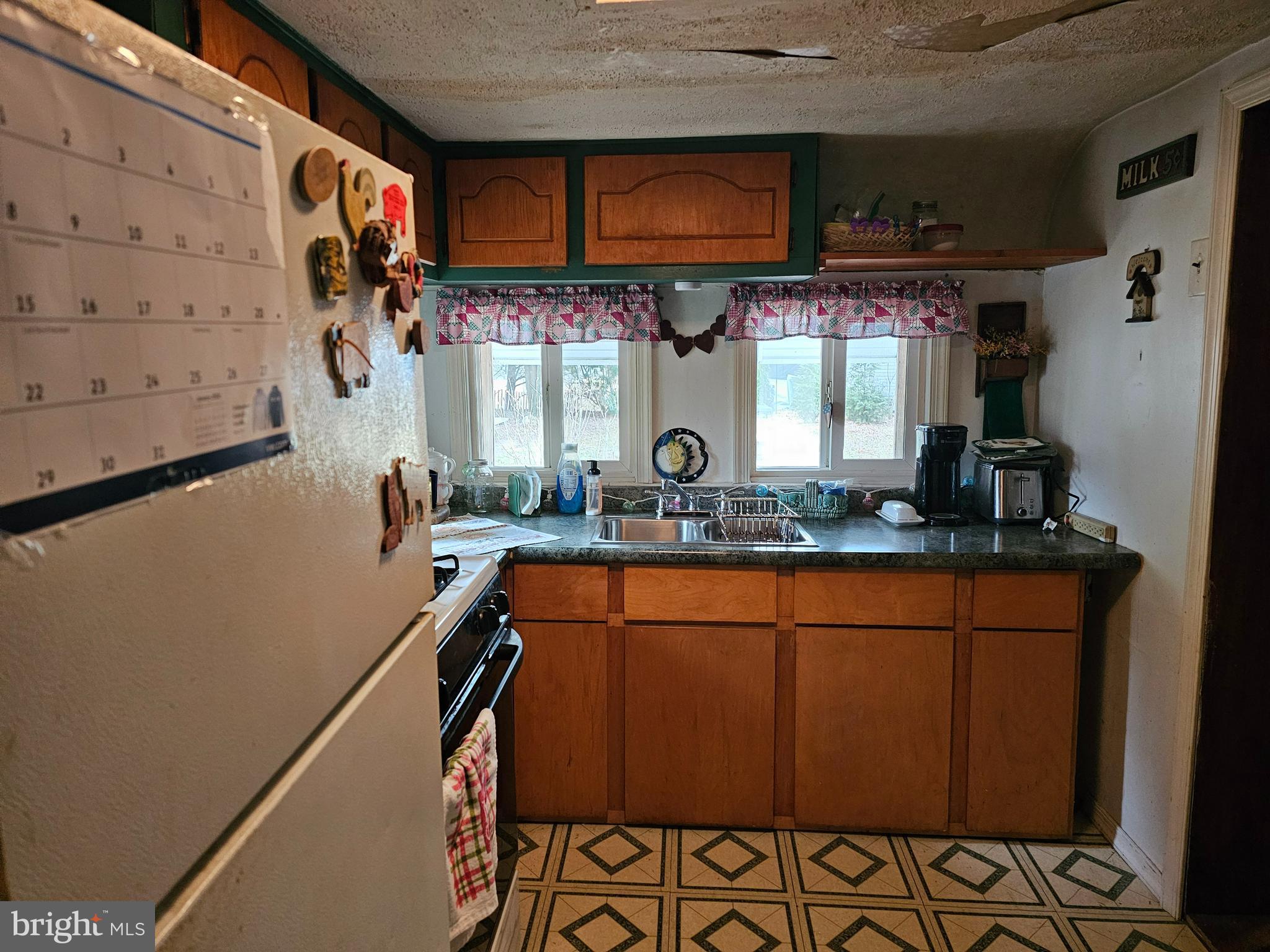 INDIAN ACRES - Residential