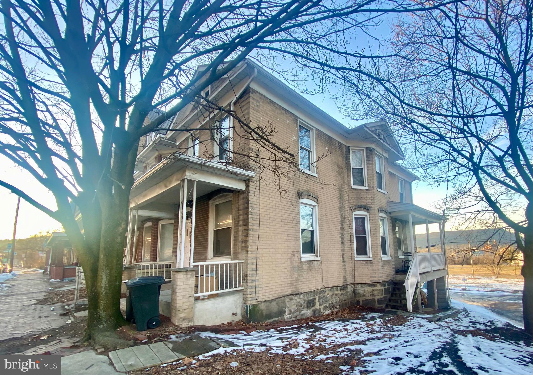3BD,1BA, CORNER LOT, GROUND LEVEL WALK-OUT BASEMENT, ROOF AND WINDOWS, COMPLETED LESS THAN 13 YEARS AGO.
GREAT LONG TERM TENANTS, MONTH-TO-MONTH LEASE - $850/M
SELLER HAS MULTIPLE PROPERTIES FOR SALE, PURCHASE 1 OR PURCHASE MULTIPLE, BRING ALL OFFERS. ALL PROPERTIES HAVE LEAD CERTIFICATE AND RENTAL LICENSE
CHECK OUT THESE OTHER LISTINGS
MDAL2010962 - 108 RR SPRINGDALE ST, CUMBERLAND MD 21502
MDAL2010876 - 744 MARYLAND AVE, CUMBERLAND MD 21502
MDAL2010912 - 803 MARYLAND AVE, CUMBERLAND MD 21502
MDAL2010914 - 628 ELM ST, CUMBERLAND MD 21502
MDAL2010878 - 652 BAKER ST, CUMBERLAND MD 21502
MDAL2010880 - 220 OAK ST, CUMBERLAND MD 21502
MDAL2010966 - 108-108R-110-112 FOURTH ST, CUMBERLAND MD 21502
