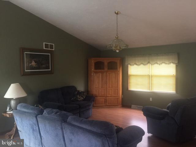 HERITAGE HILLS - Residential