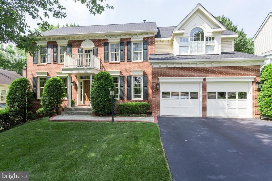 Highly motivated sellers say "bring all reasonable offers".Featured in 7/7 Wash Post  "Homes You Can Buy at $800,000!."Nothing left to be done in this exquisite & perfectly presented colonial with beautiful open floor plan, opulent moldings. Inside the Beltway, 2 miles to 395 & <7 miles to Pentagon. 3 beautifully finished levels. Hardwood floors. Home filled with light and quality.