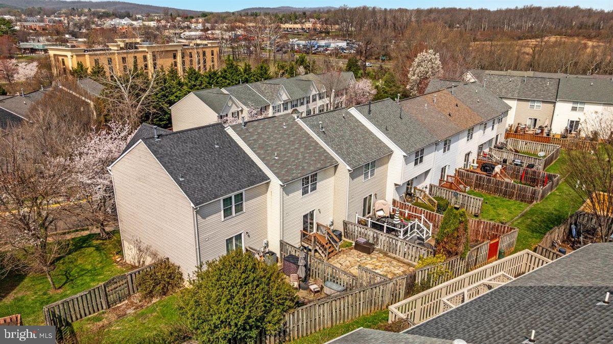 HIGHLANDS OF WARRENTON PHASE 2 - Residential