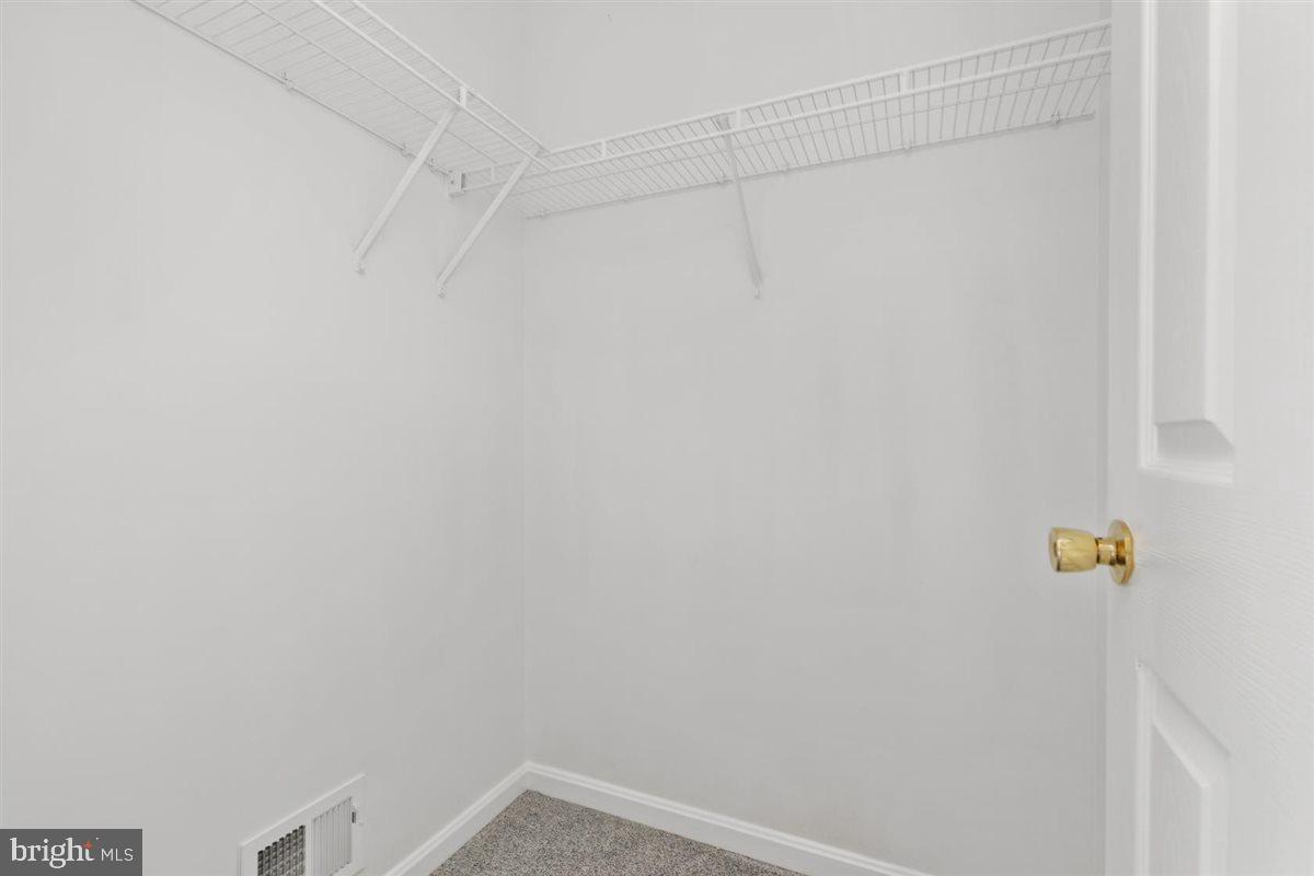 HIGHLANDS OF WARRENTON PHASE 2 - Residential