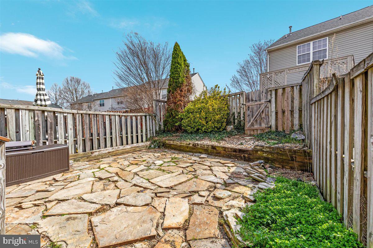 HIGHLANDS OF WARRENTON PHASE 2 - Residential