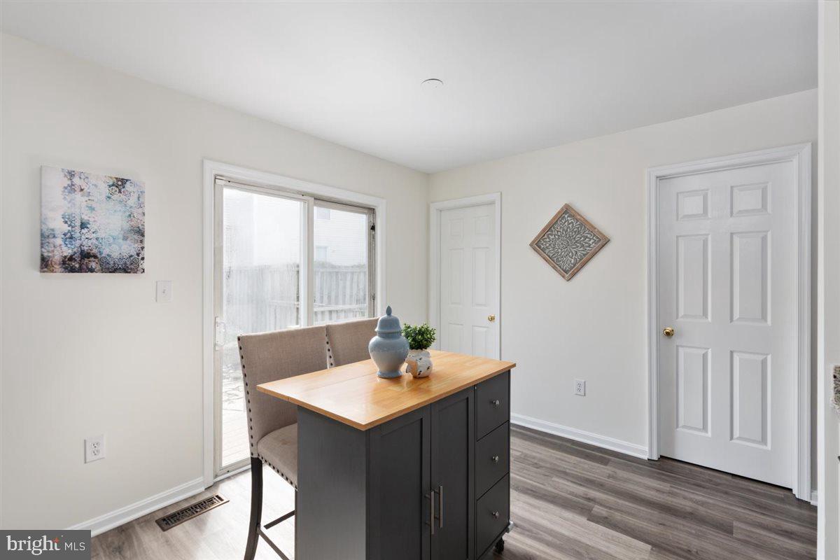 HIGHLANDS OF WARRENTON PHASE 2 - Residential