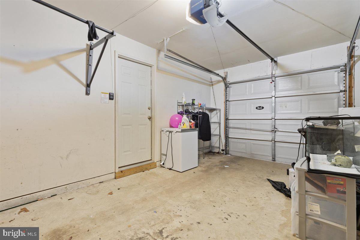 HIGHLANDS OF WARRENTON PHASE 2 - Residential