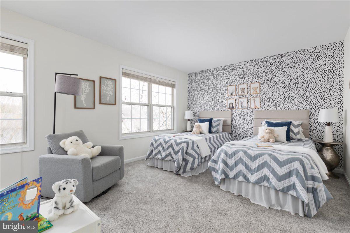 HIGHLANDS OF WARRENTON PHASE 2 - Residential