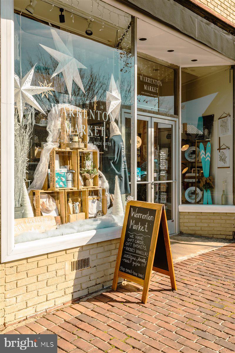 HIGHLANDS OF WARRENTON PHASE 2 - Residential