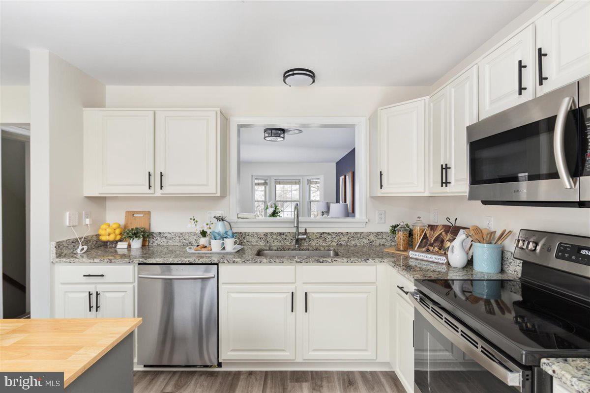 HIGHLANDS OF WARRENTON PHASE 2 - Residential