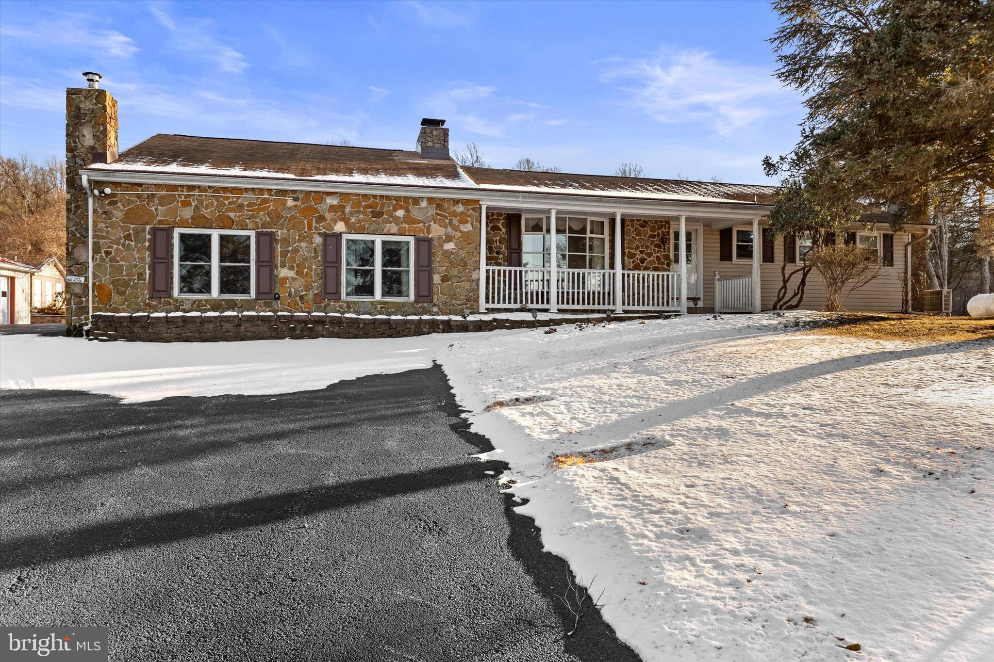 DILLSBURG - Residential