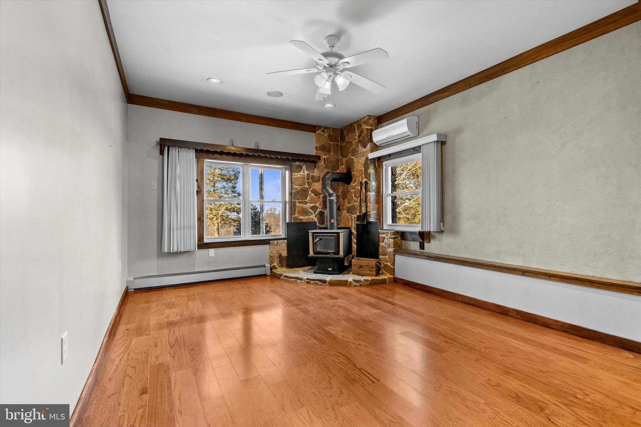 DILLSBURG - Residential