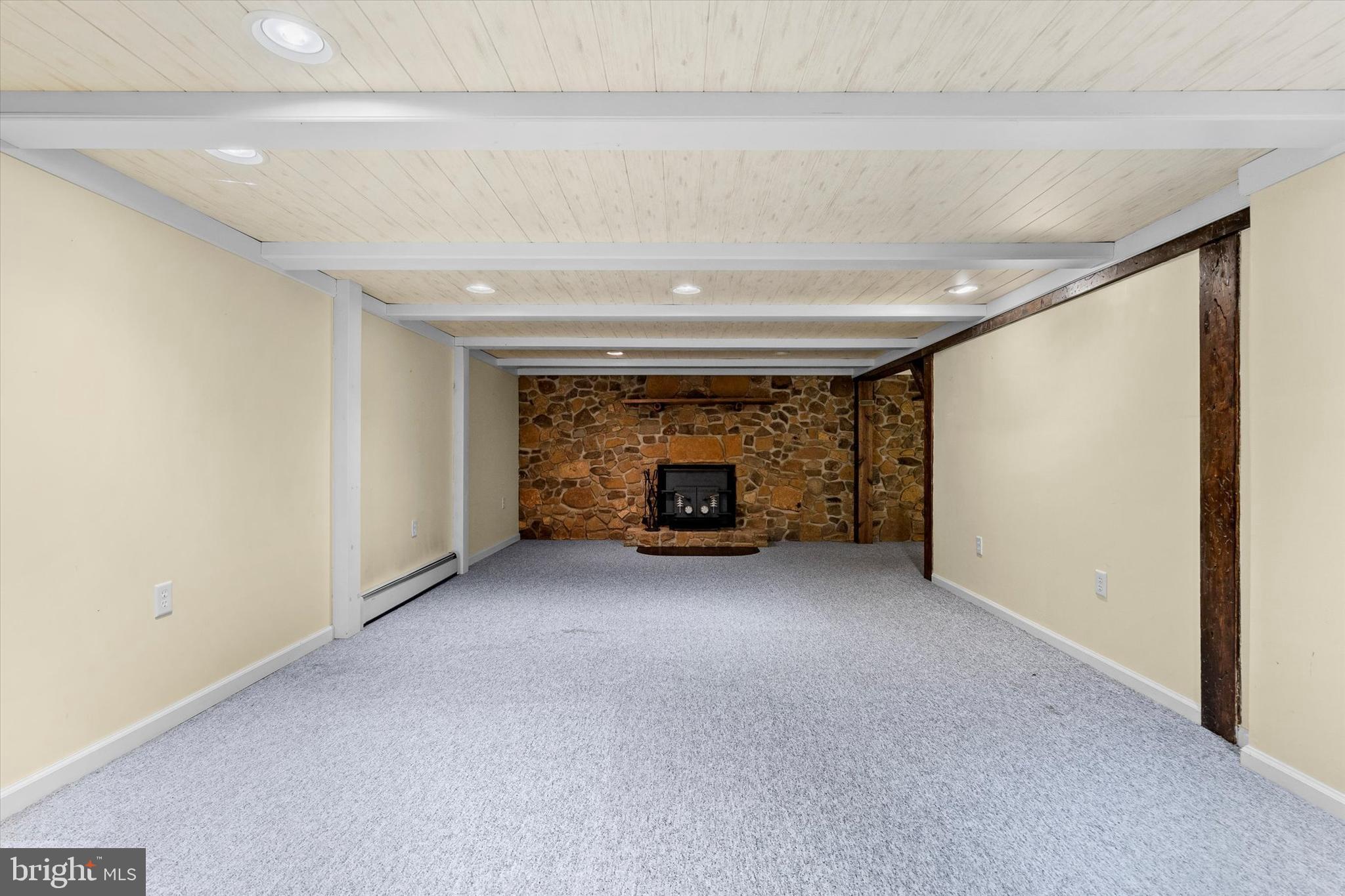 DILLSBURG - Residential