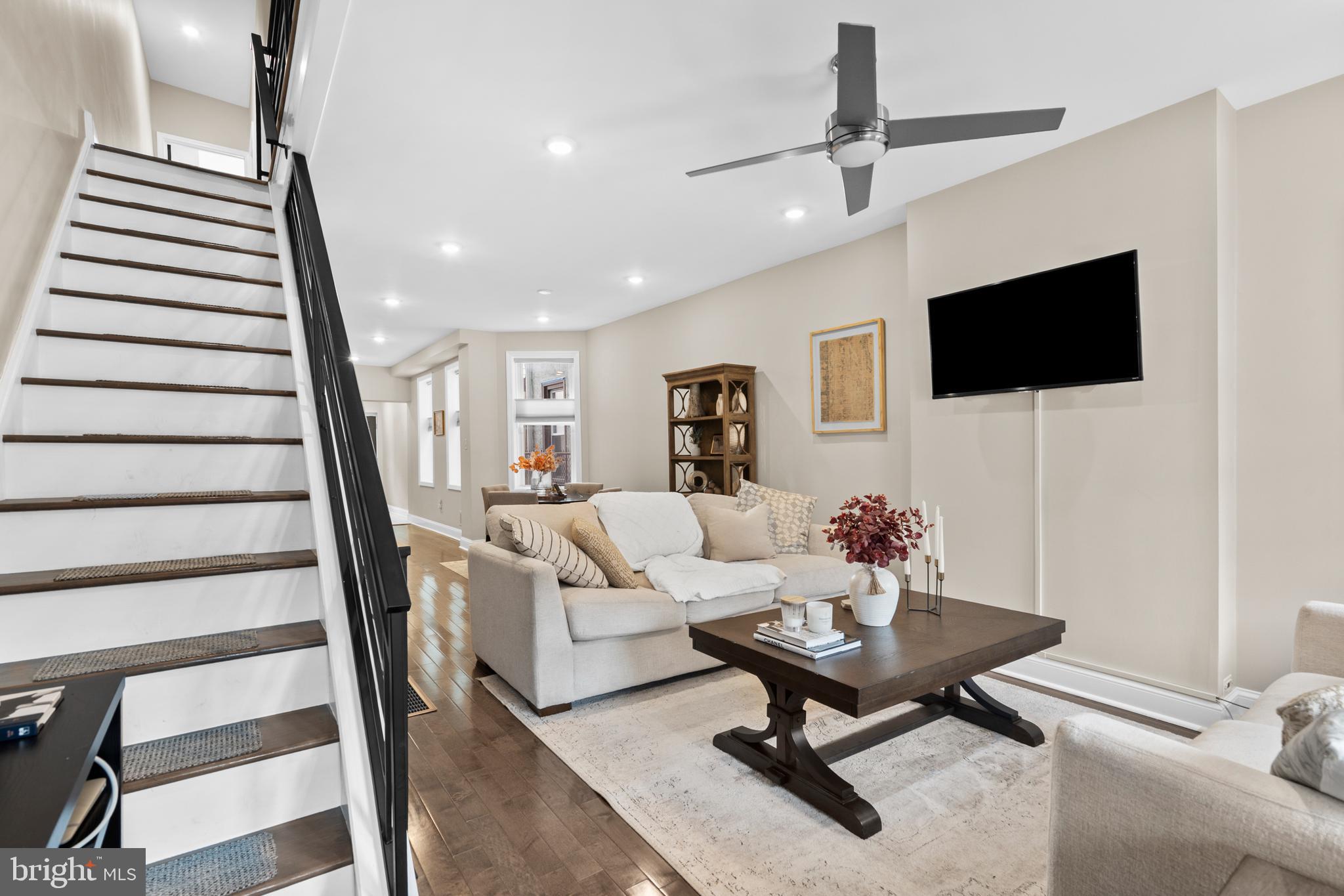 PORT RICHMOND - Residential