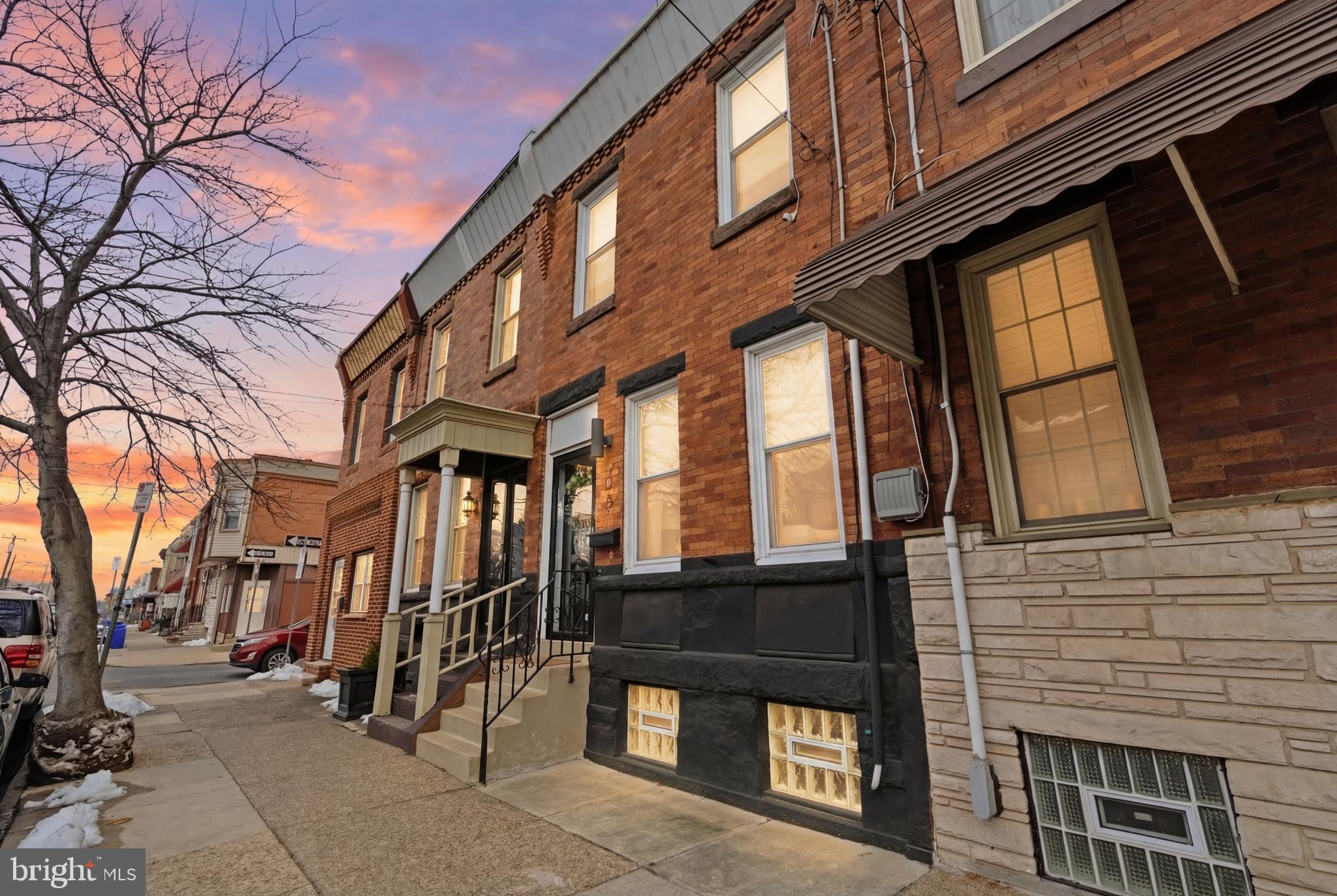 PORT RICHMOND - Residential