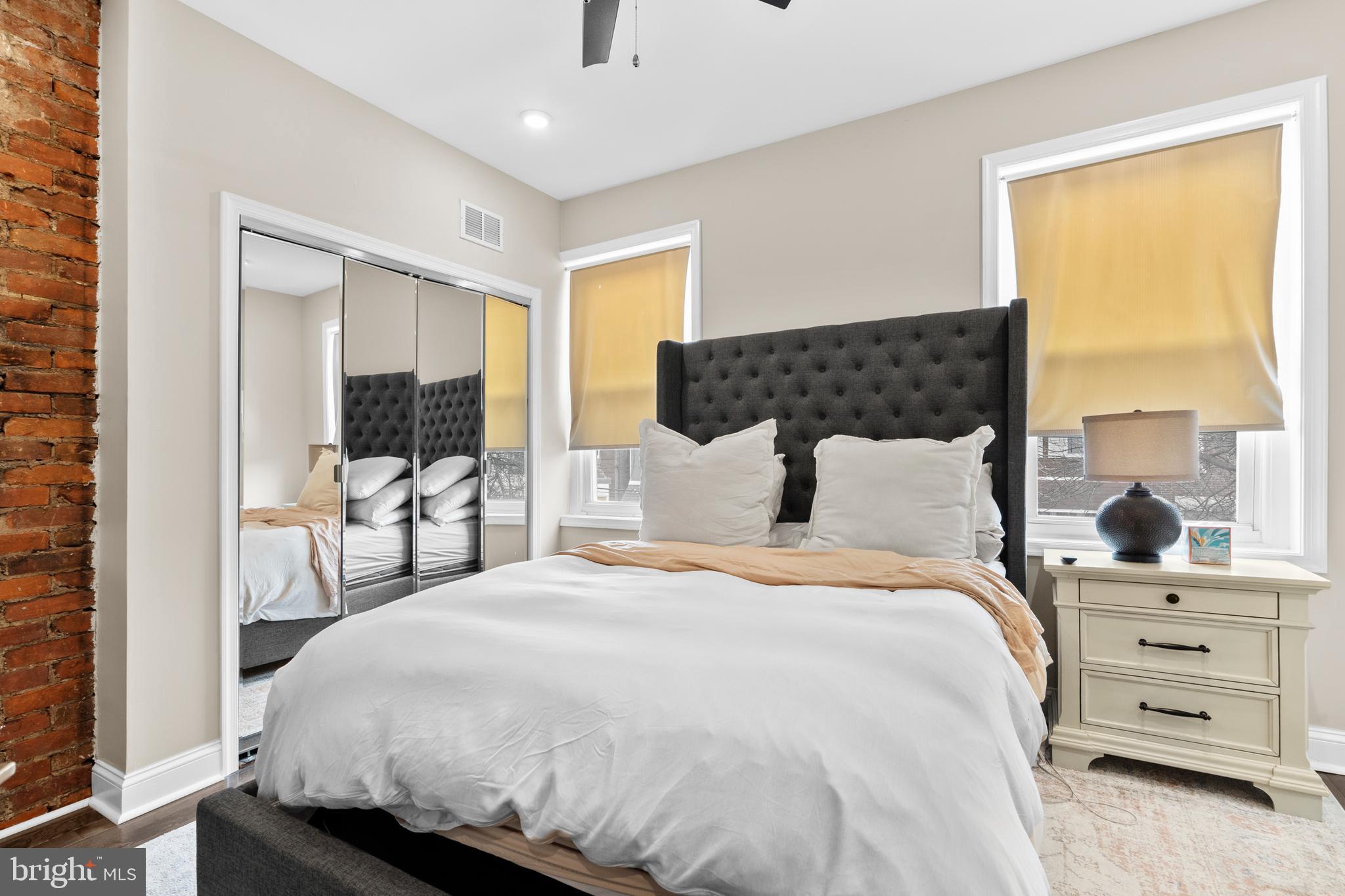 PORT RICHMOND - Residential