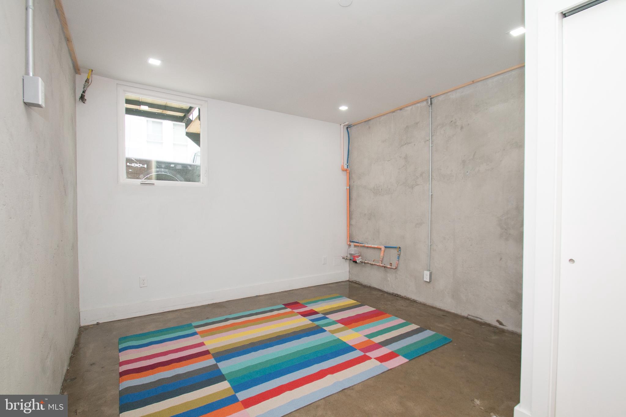 GRAYS FERRY - Residential Lease