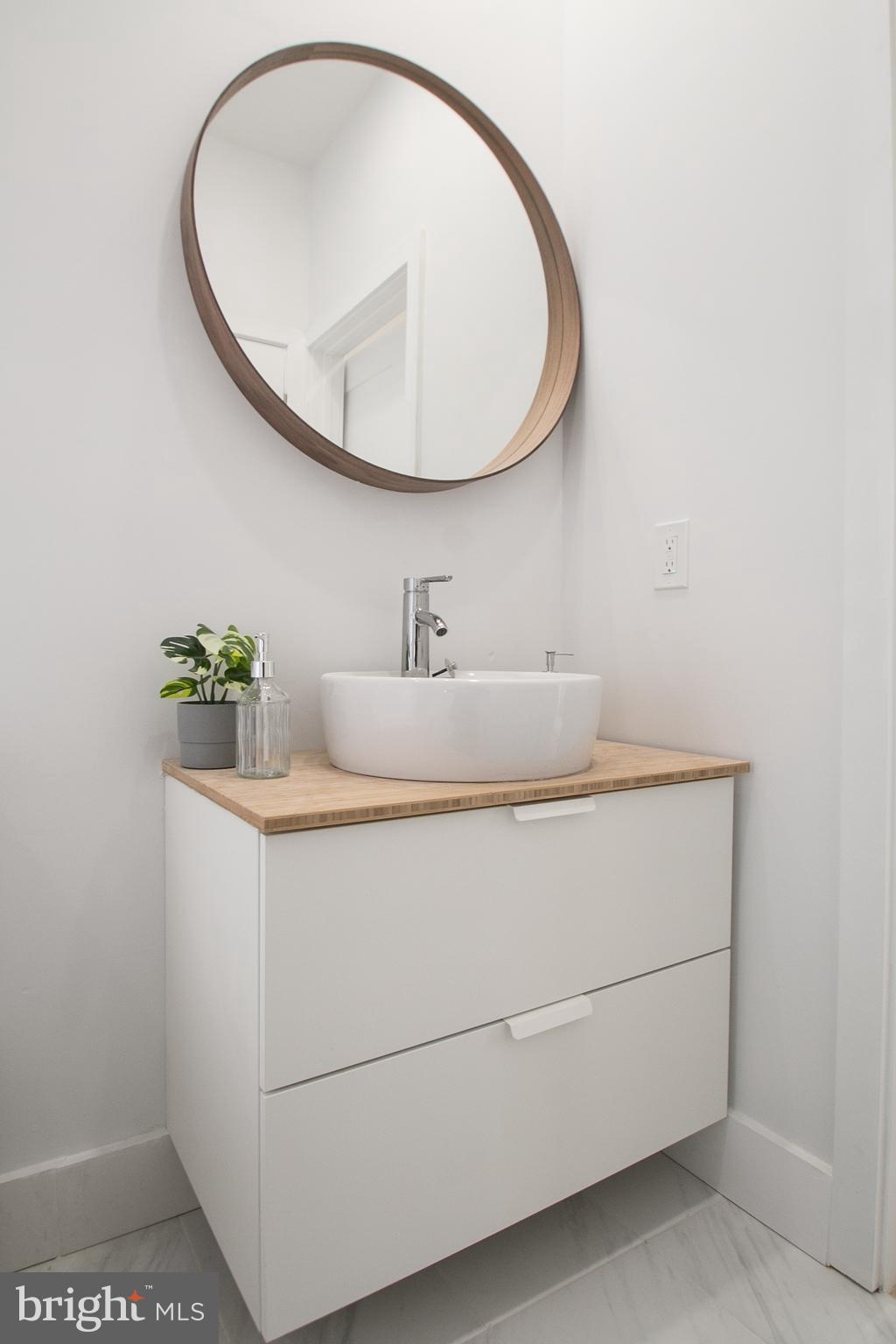 GRAYS FERRY - Residential Lease