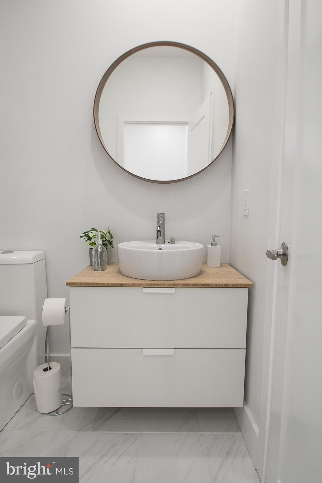 GRAYS FERRY - Residential Lease