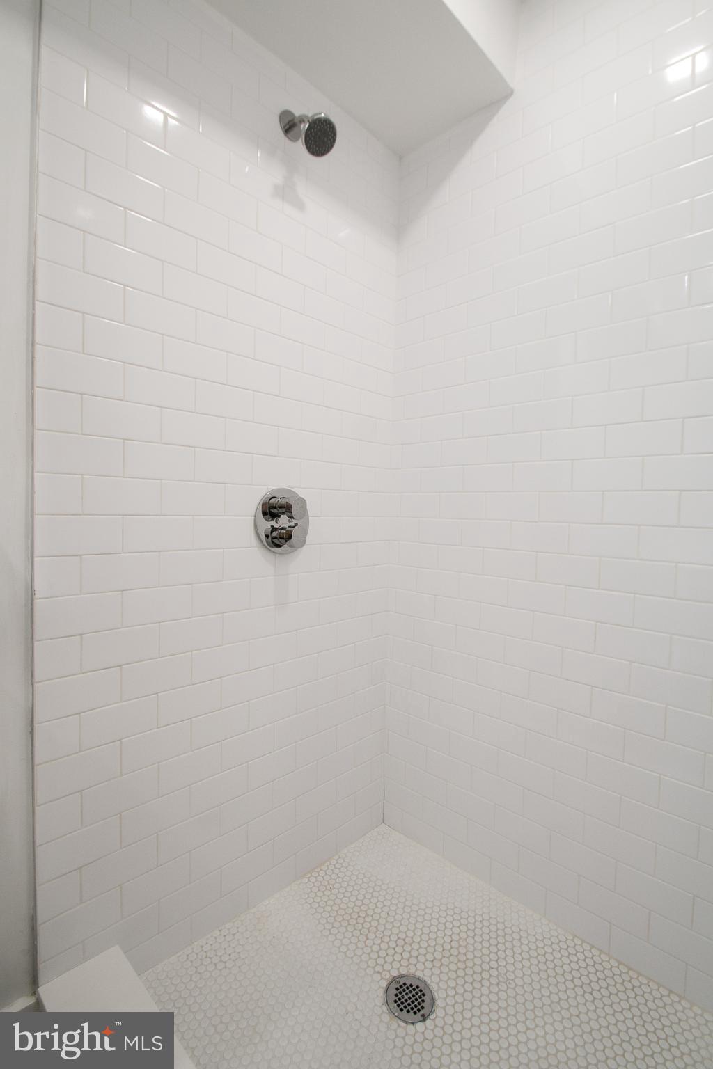 GRAYS FERRY - Residential Lease