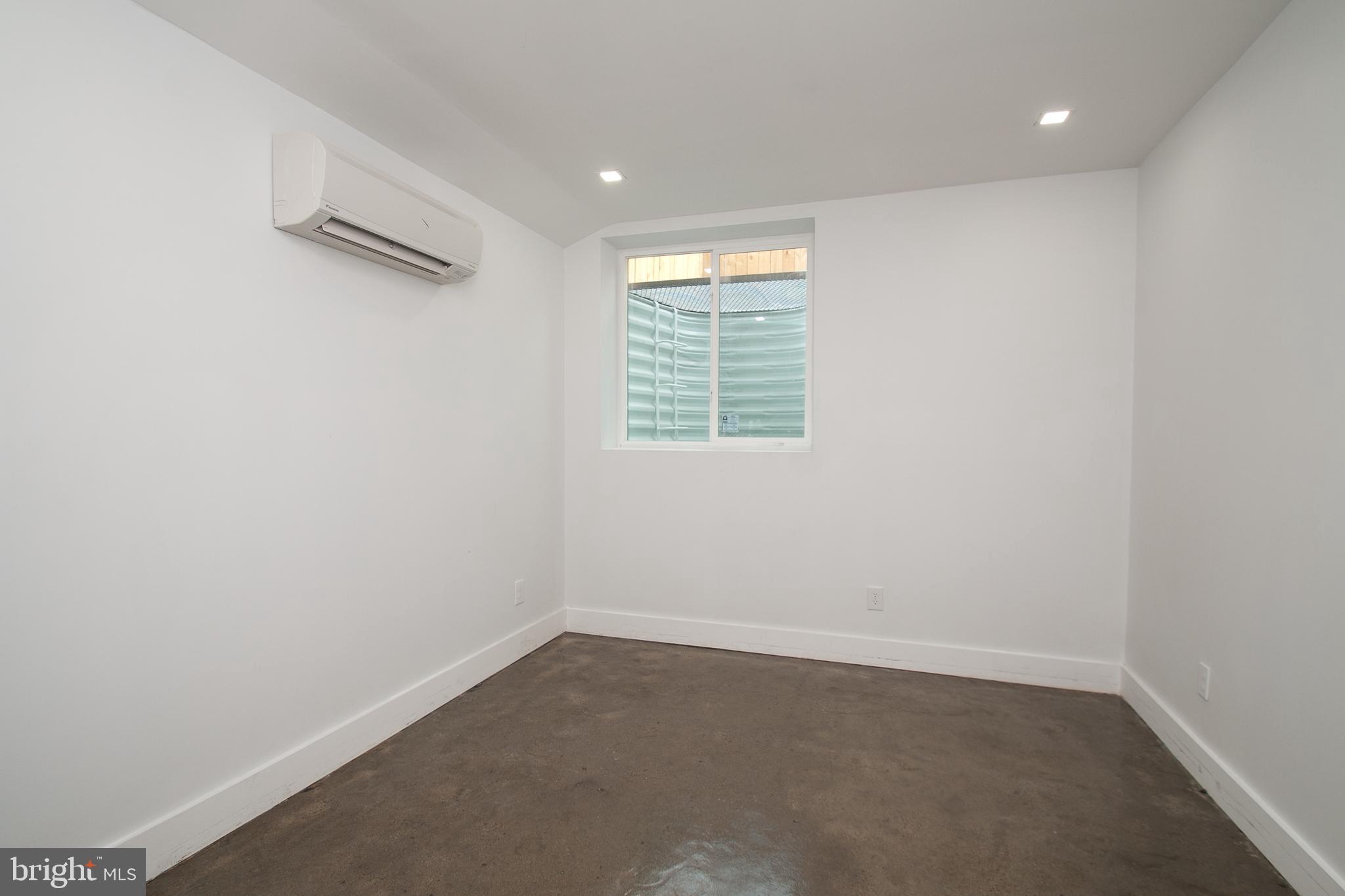 GRAYS FERRY - Residential Lease