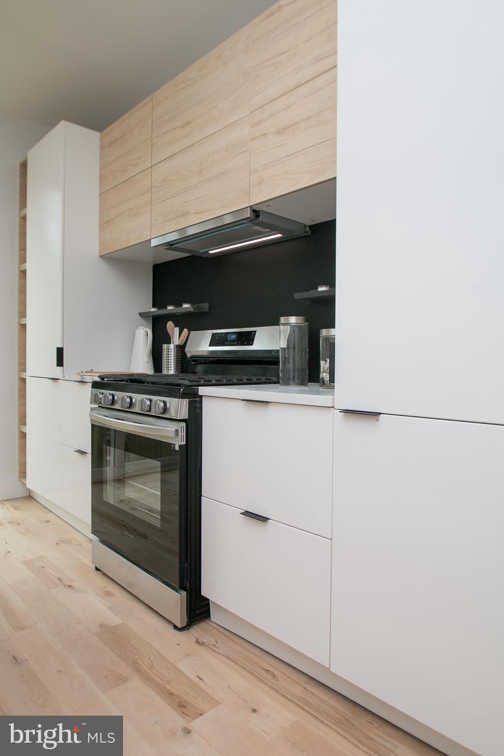 GRAYS FERRY - Residential Lease