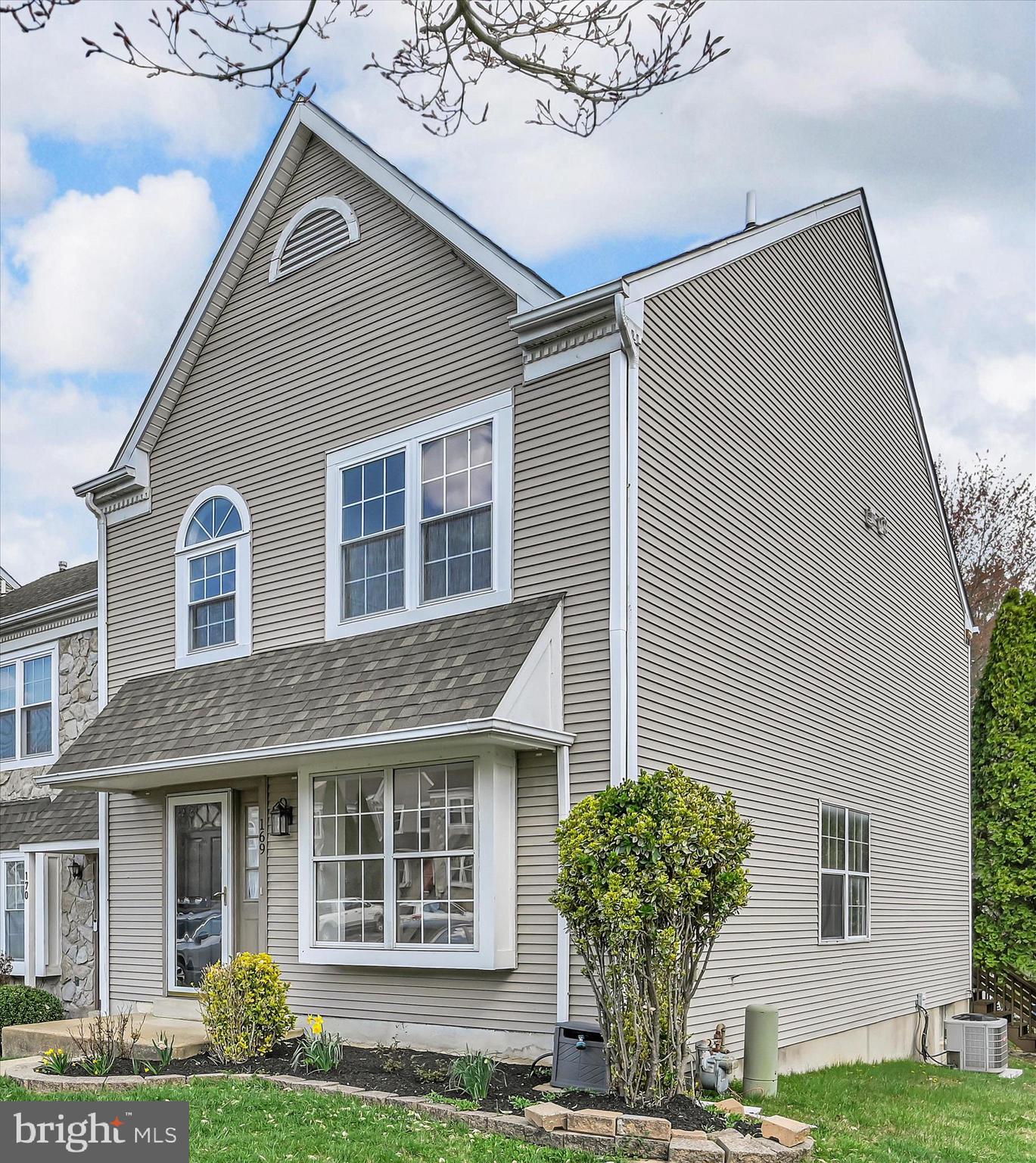 BRIDGEWATER - Residential