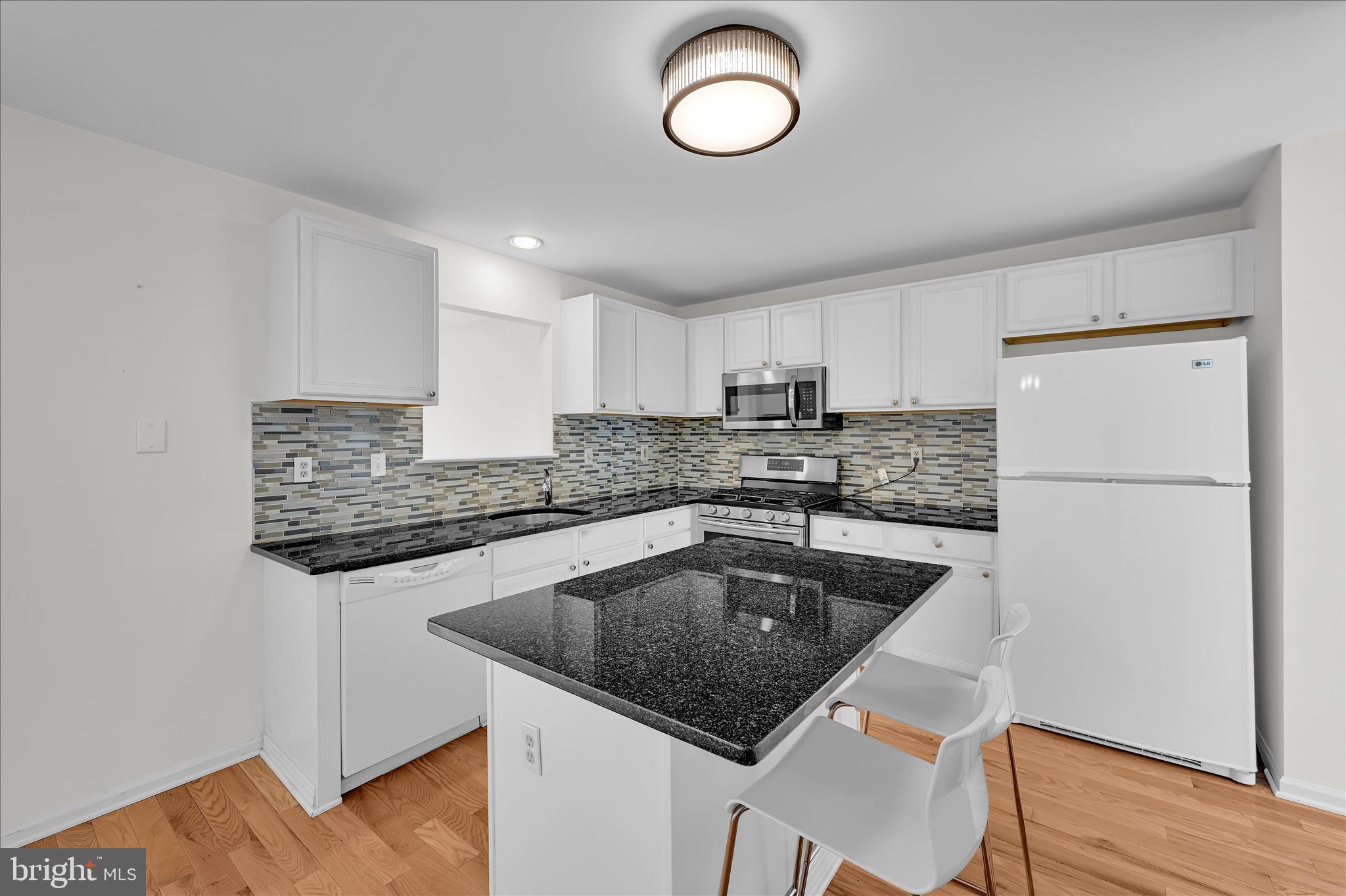 BRIDGEWATER - Residential