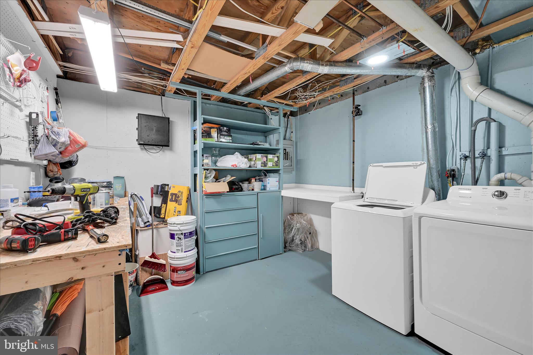 BRIDGEWATER - Residential