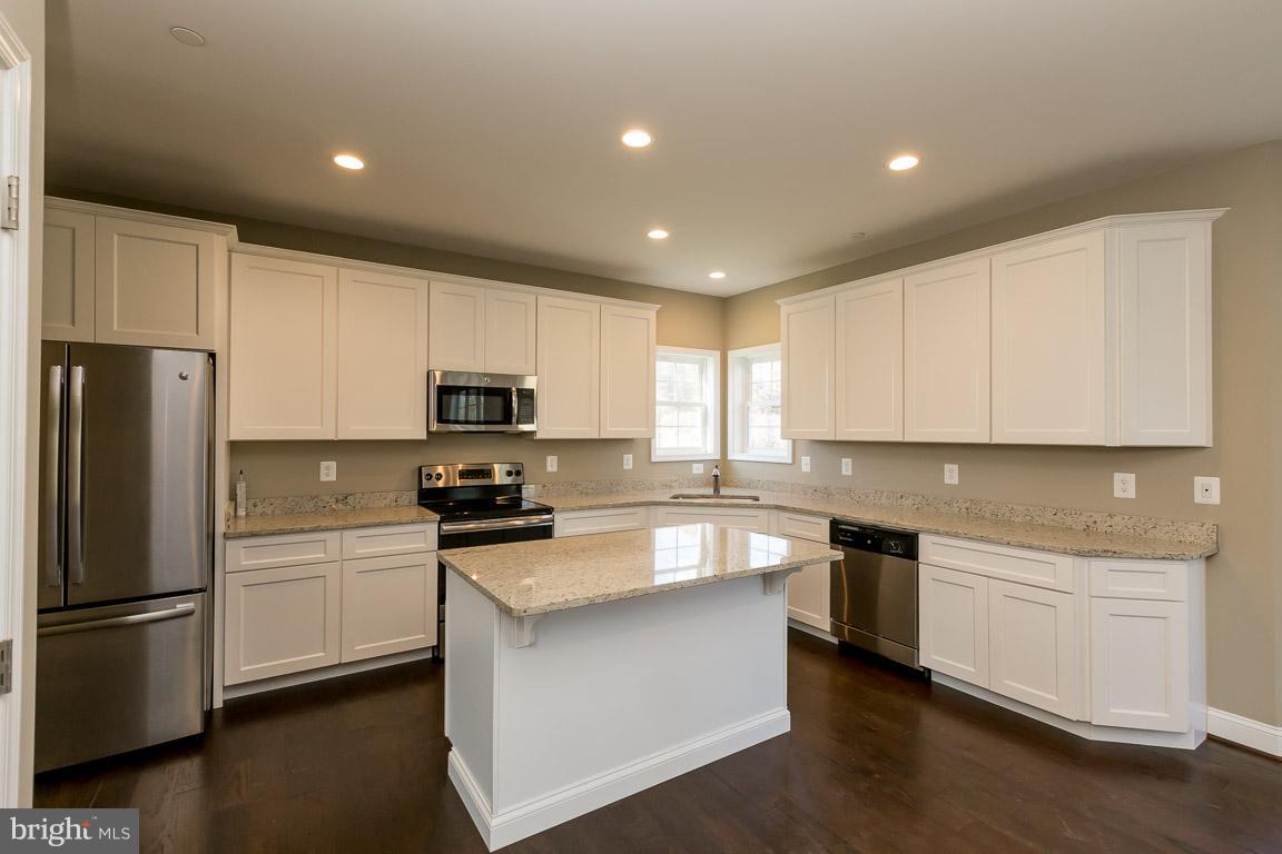 CANTERLEIGH - Residential