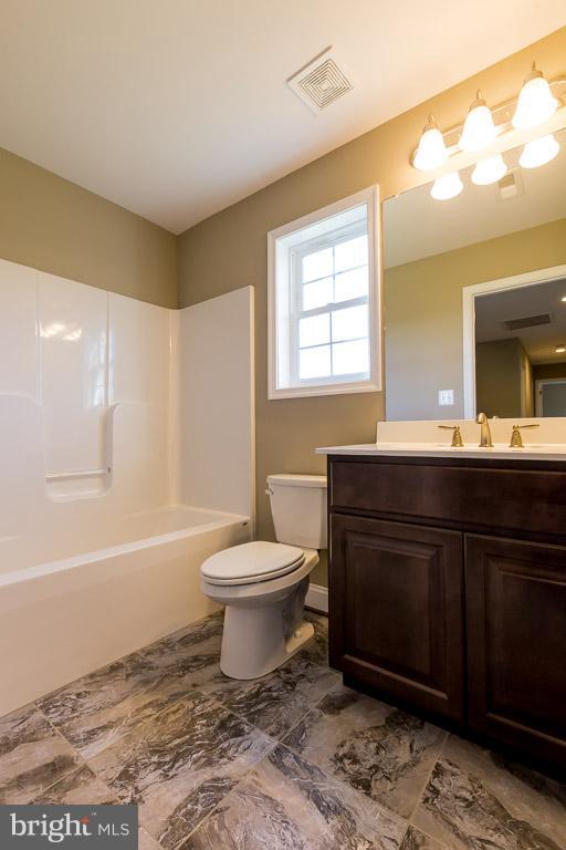 CANTERLEIGH - Residential