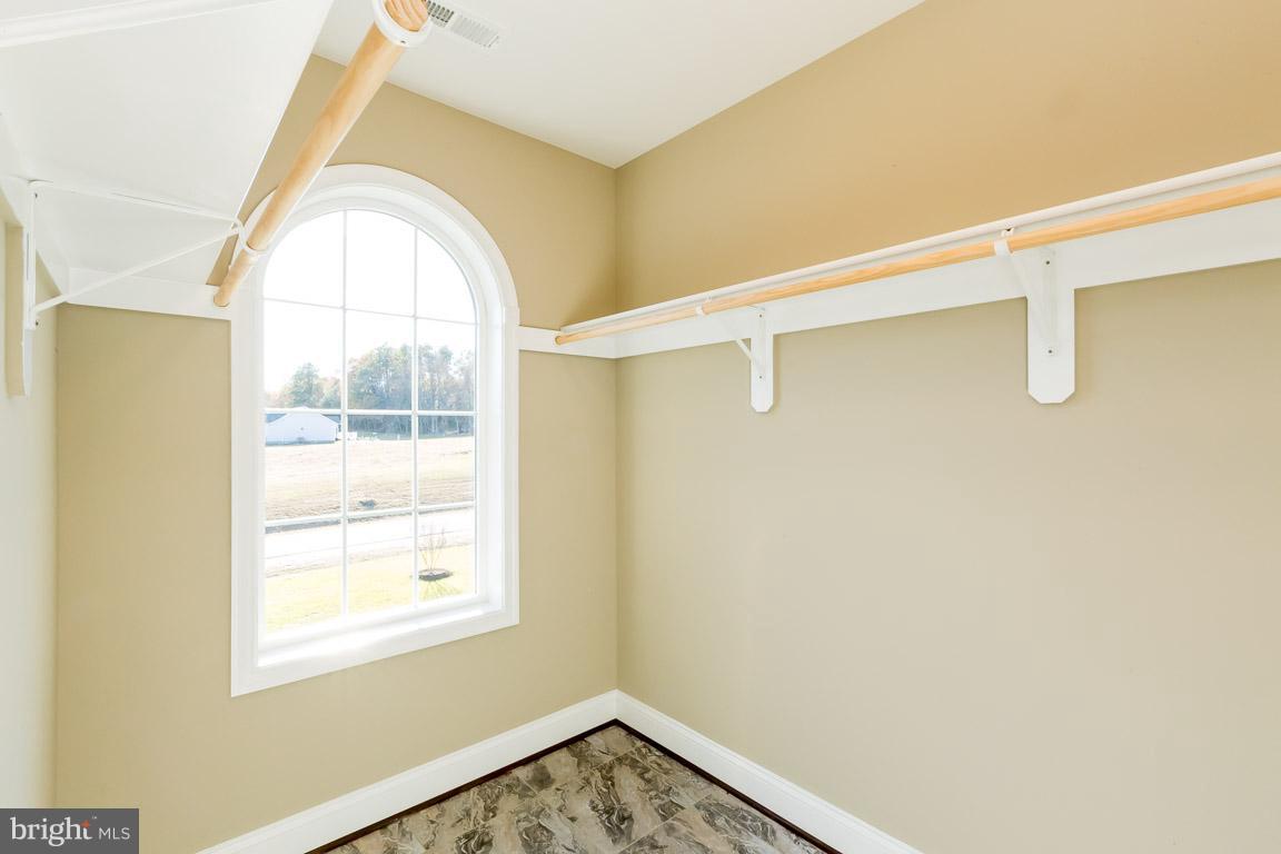 CANTERLEIGH - Residential