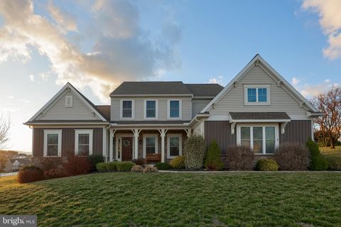 8 IVANHOE LANE WRIGHTSVILLE PA 17368