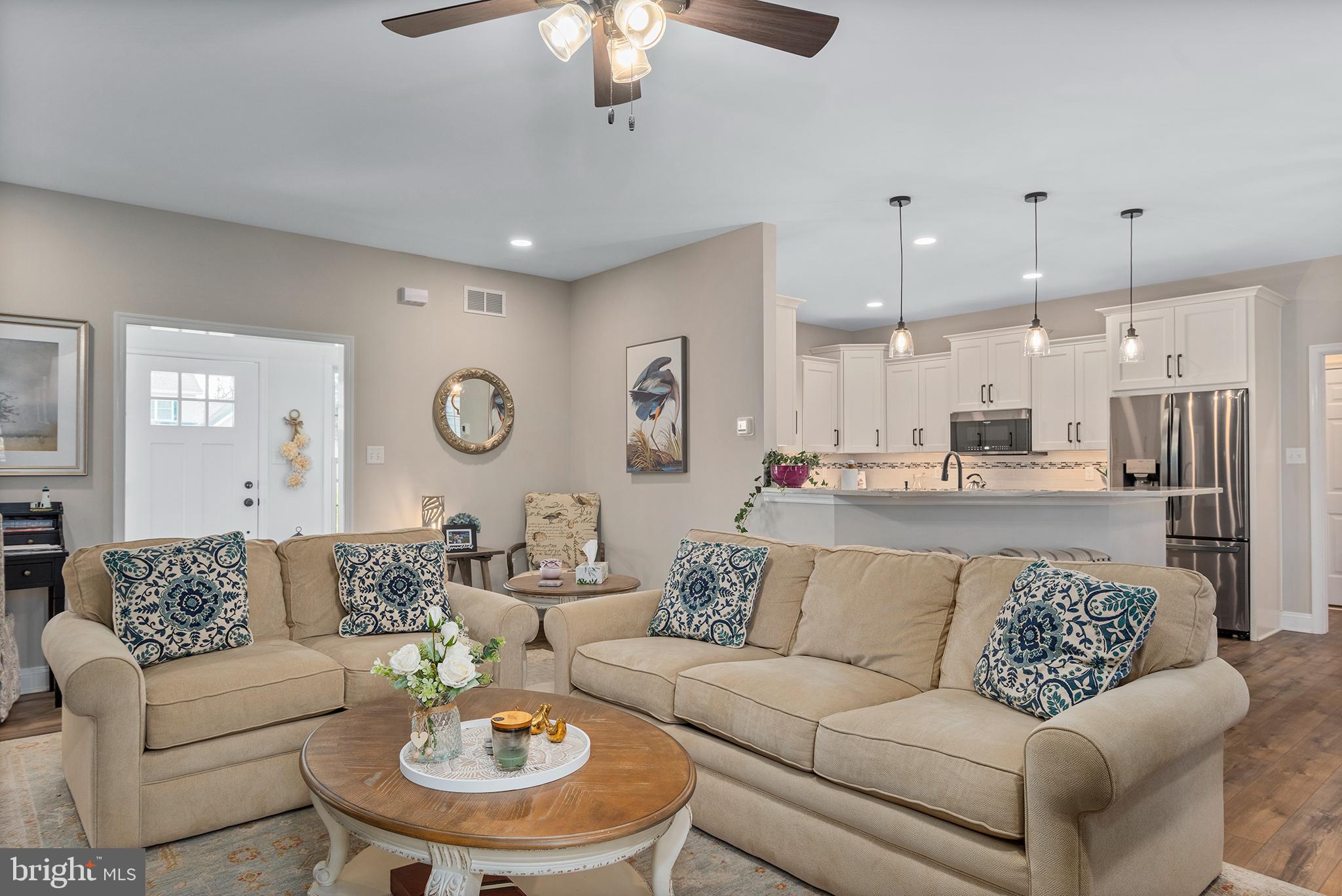 AUTUMN WOODS - Residential