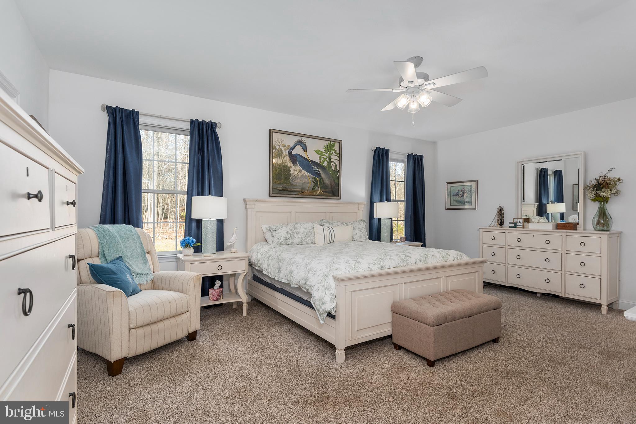 AUTUMN WOODS - Residential