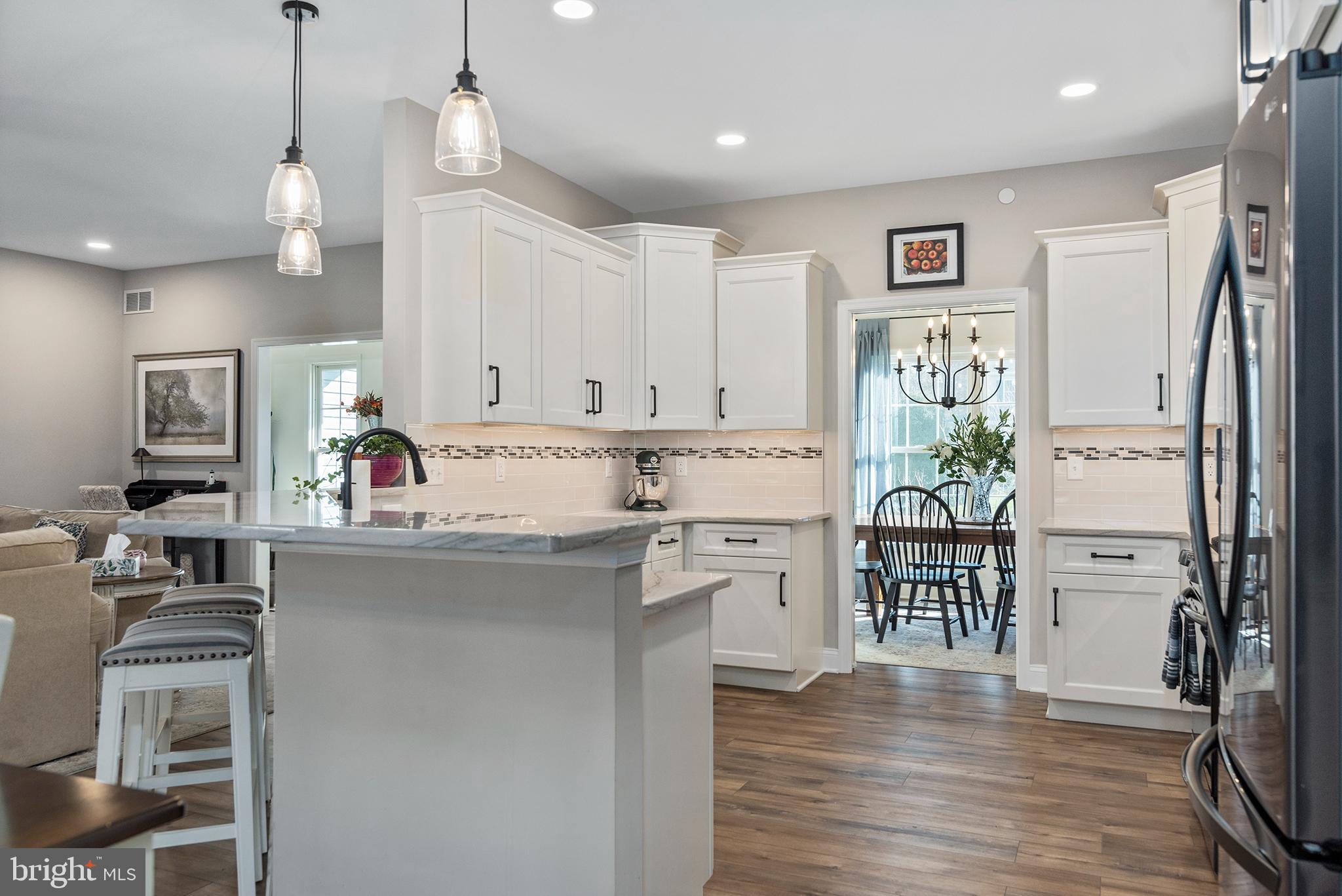 AUTUMN WOODS - Residential