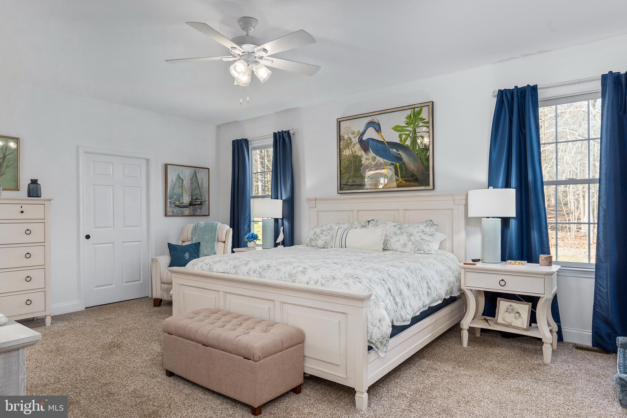 AUTUMN WOODS - Residential