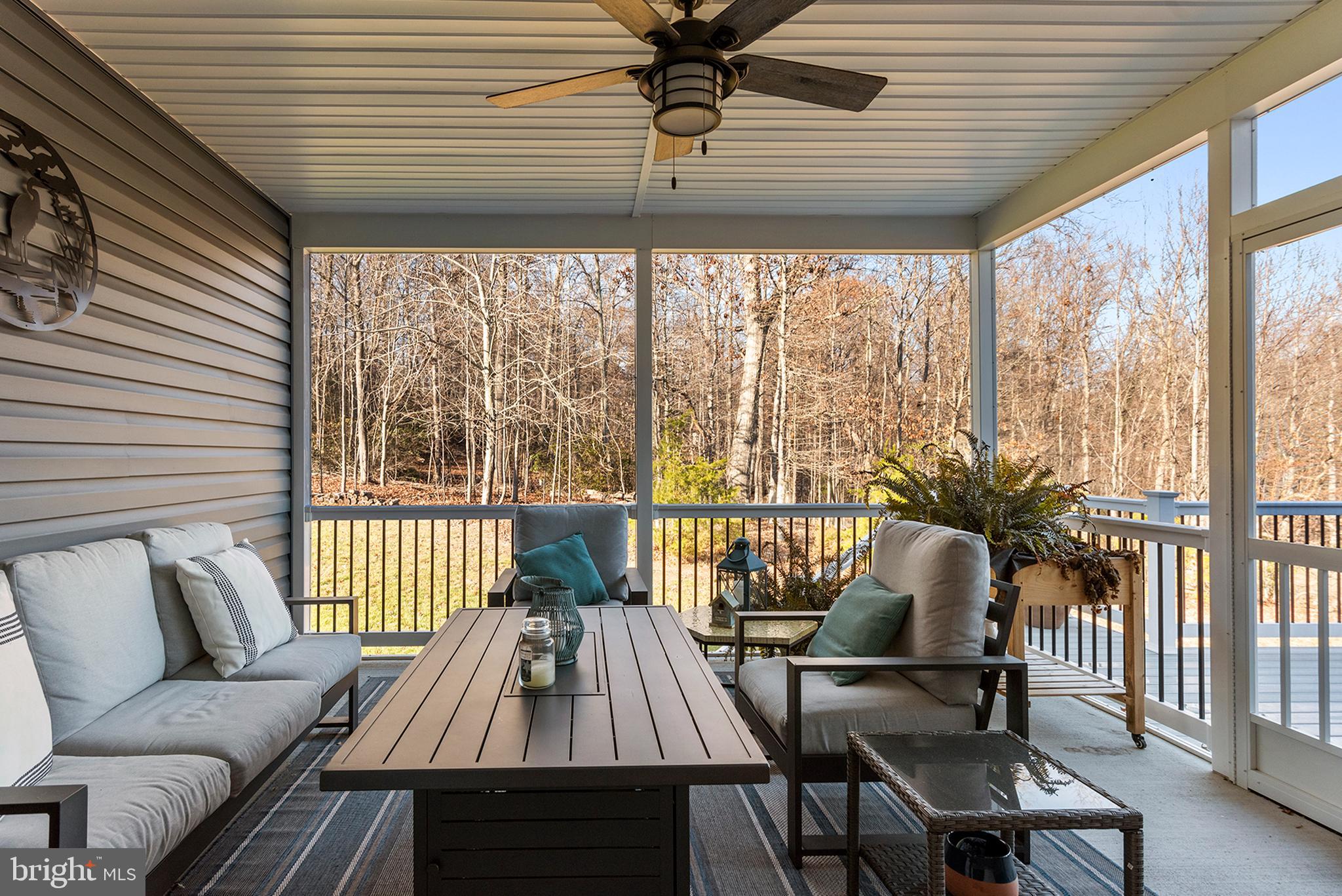 AUTUMN WOODS - Residential